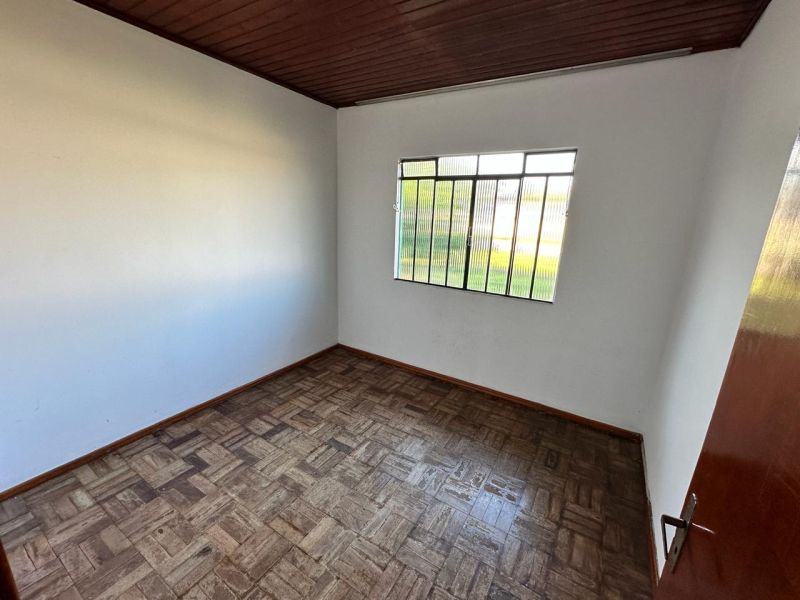 Casa 4 quartos  no bairro MARIA LUIZA em LAGES