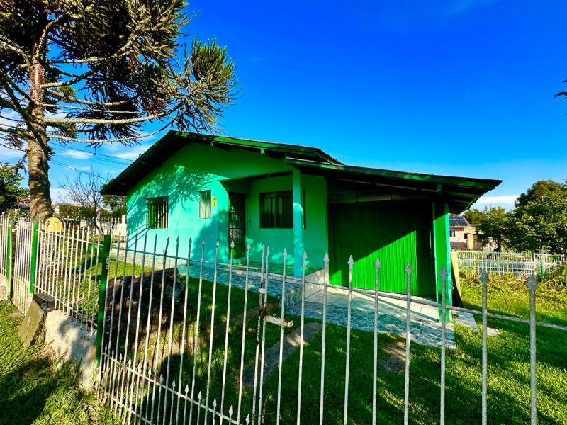 Casa 4 quartos  no bairro MARIA LUIZA em LAGES
