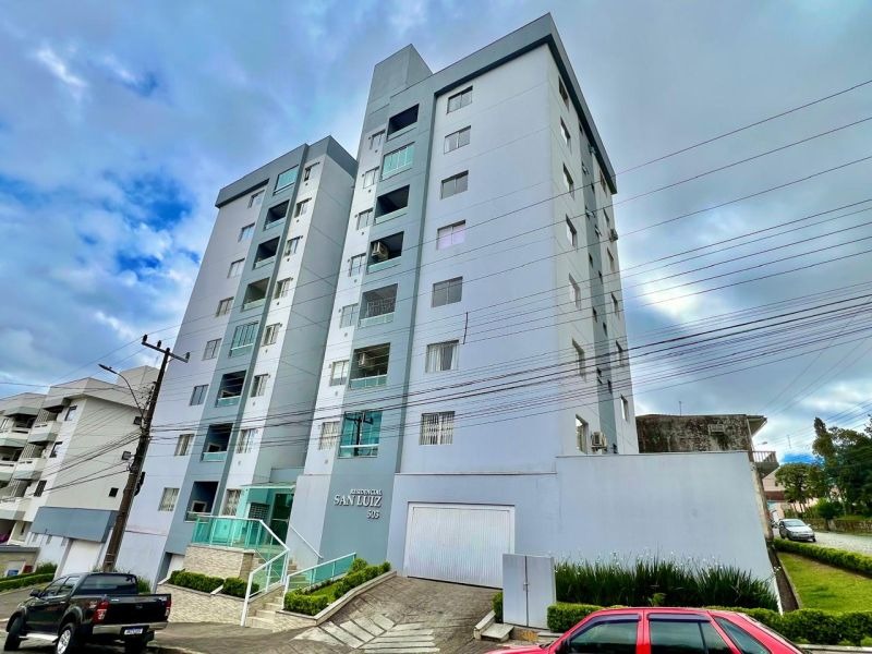 Apto 2 quartos  no bairro CENTRO em LAGES