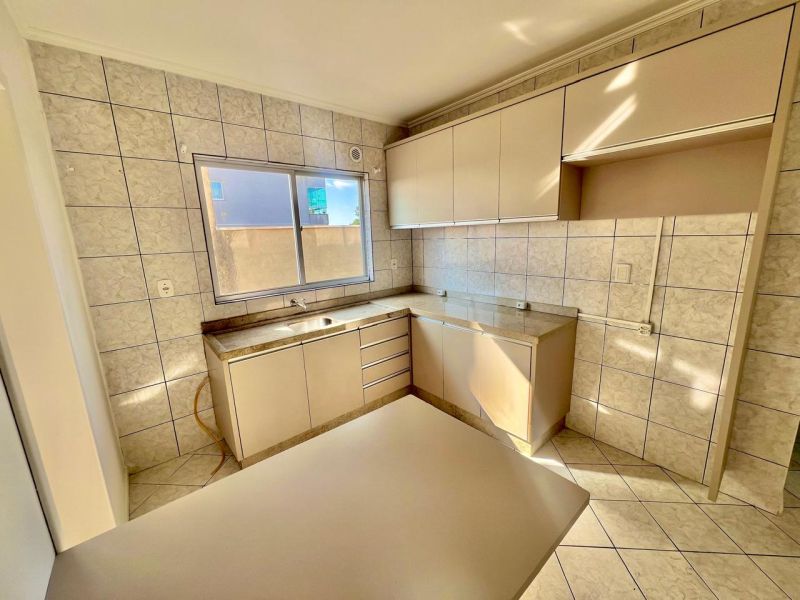 Apto 2 quartos  no bairro CORAL em LAGES