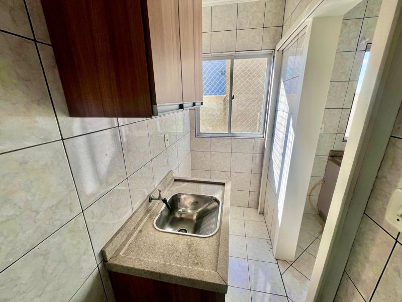 Apto 2 quartos  no bairro CORAL em LAGES