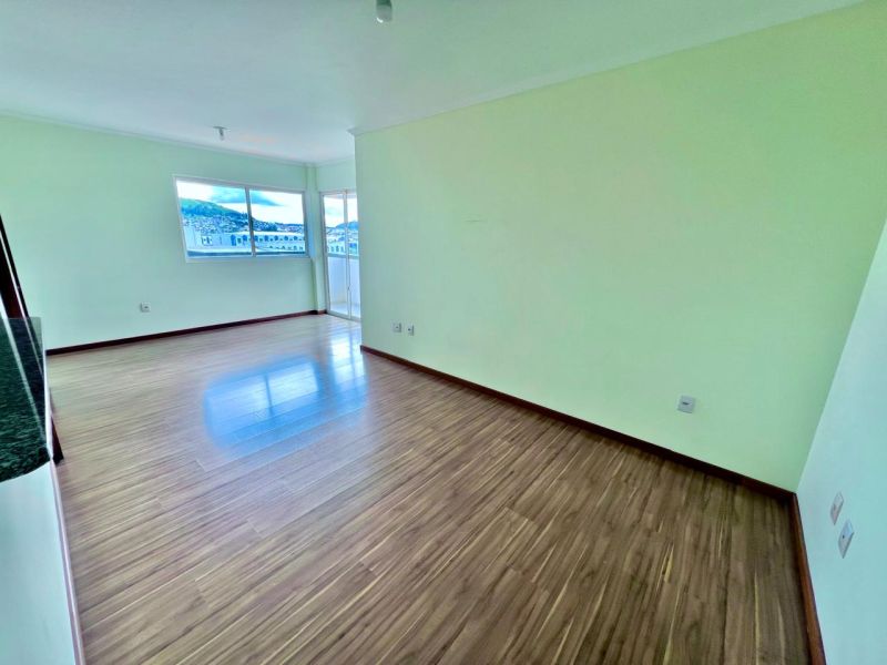 Apto 2 quartos  no bairro UNIVERSITÁRIO em LAGES