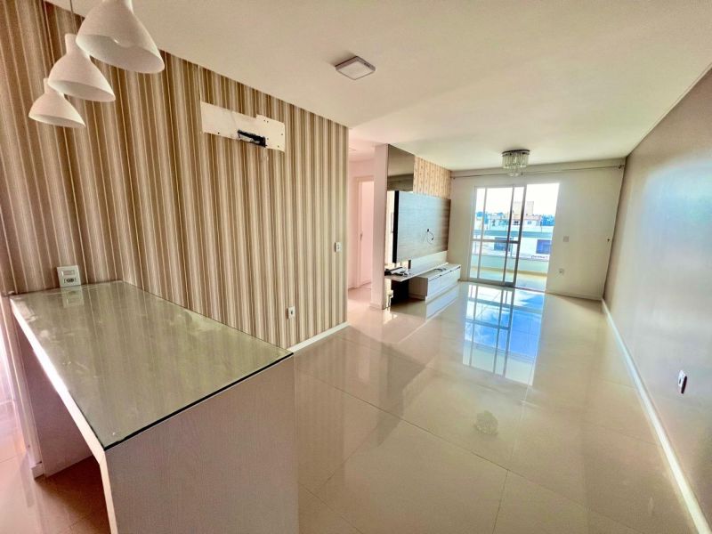 Apto 2 quartos  no bairro CORAL em LAGES