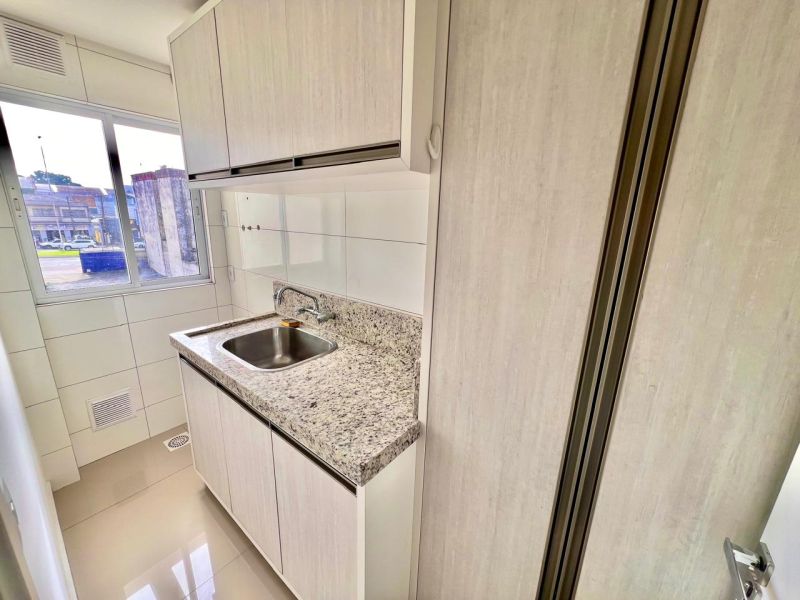 Apto 2 quartos  no bairro CORAL em LAGES