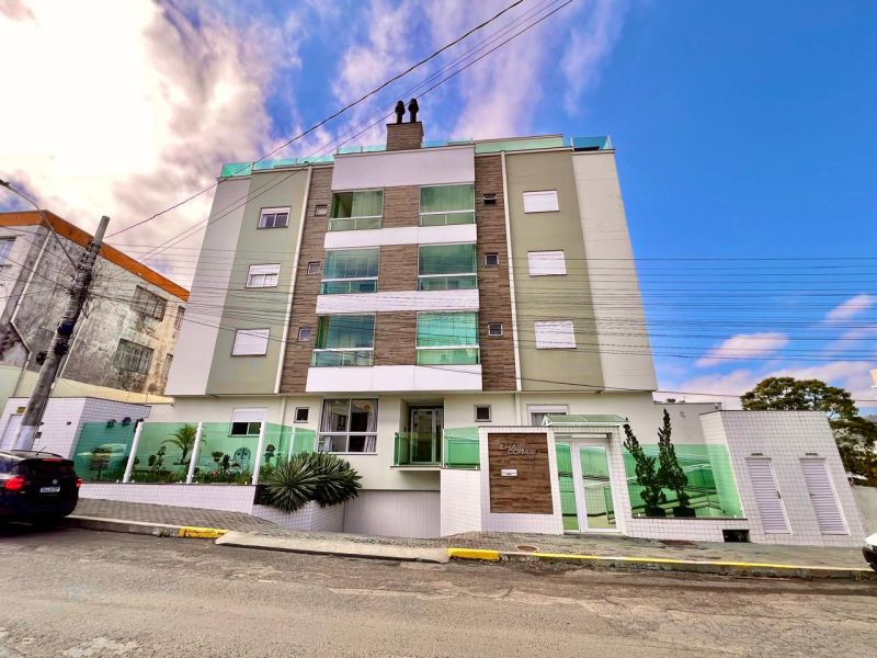 Apto 2 quartos  no bairro CORAL em LAGES