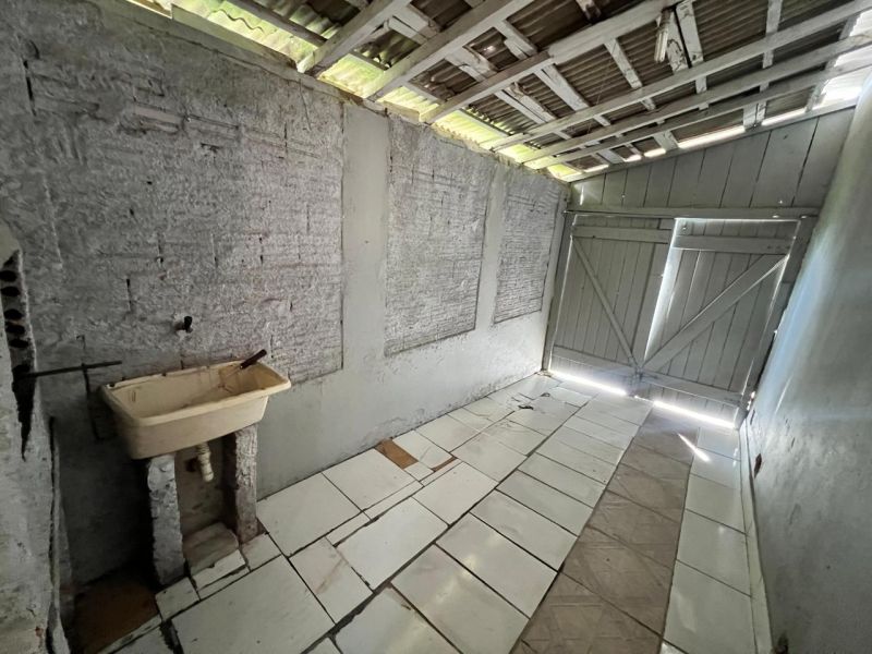 Casa 2 quartos  no bairro CARAVÁGIO em LAGES