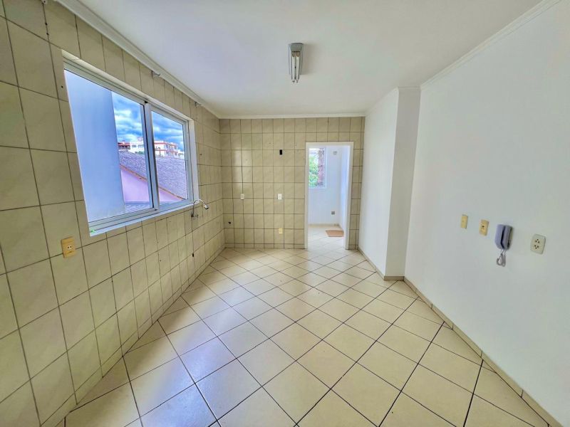 Apto 2 quartos  no bairro CORAL em LAGES