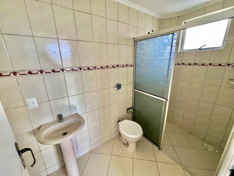 Apto 2 quartos  no bairro CORAL em LAGES