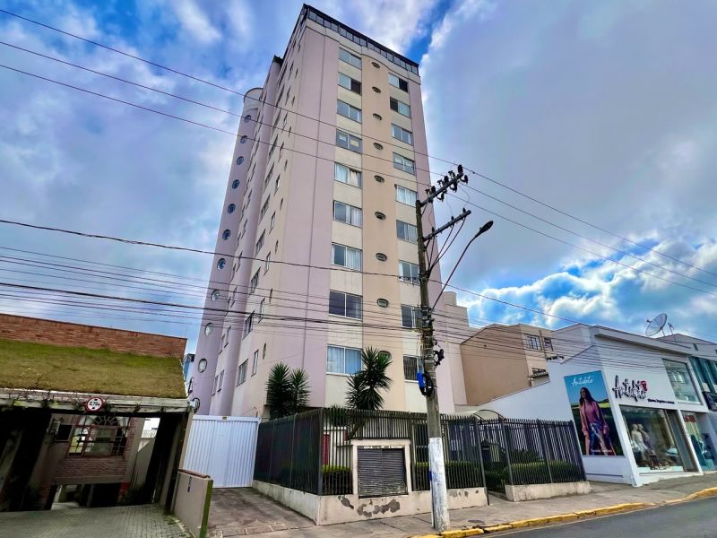 Apto 3 quartos  no bairro CENTRO em LAGES
