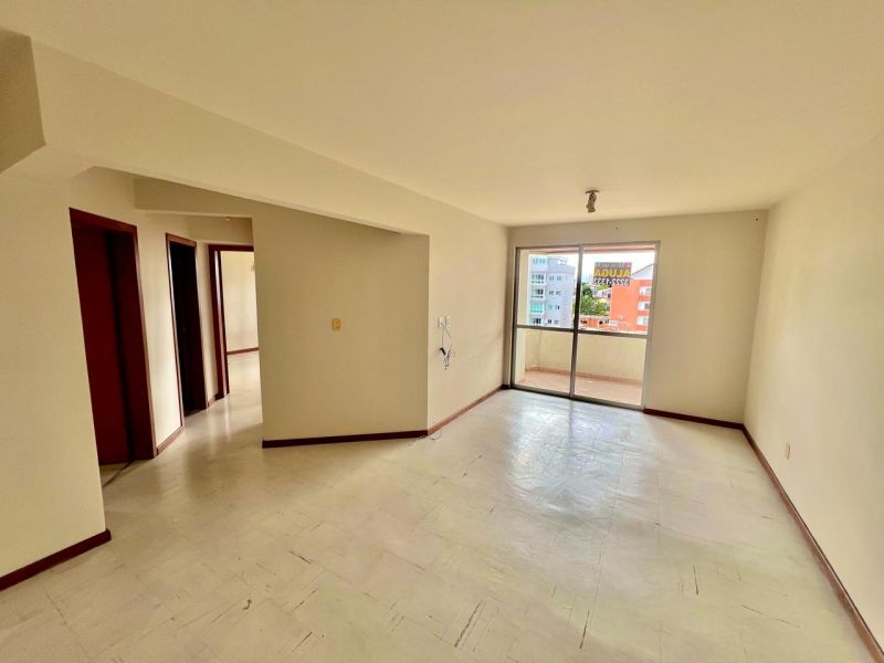 Apto 2 quartos  no bairro UNIVERSITÁRIO em LAGES
