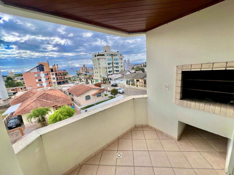 Apto 2 quartos  no bairro UNIVERSITÁRIO em LAGES