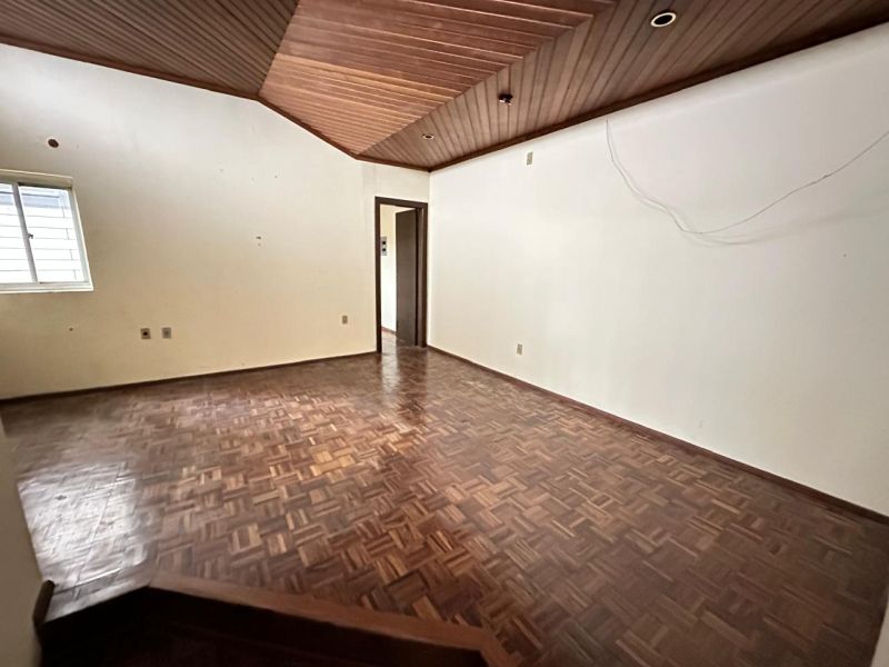 Casa 3 quartos  no bairro CONTA DINHEIRO em LAGES