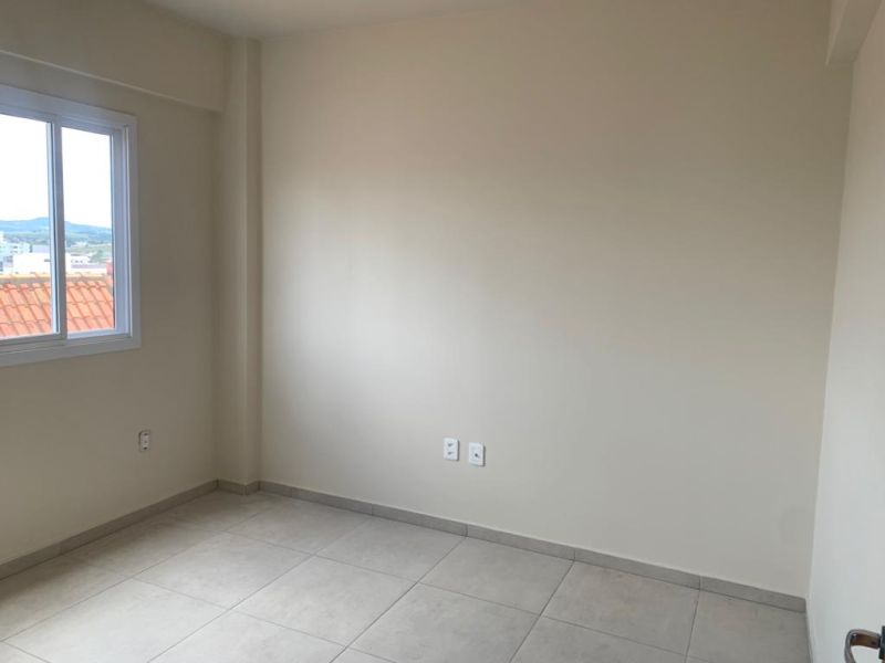 Apto 2 quartos  no bairro CORAL em