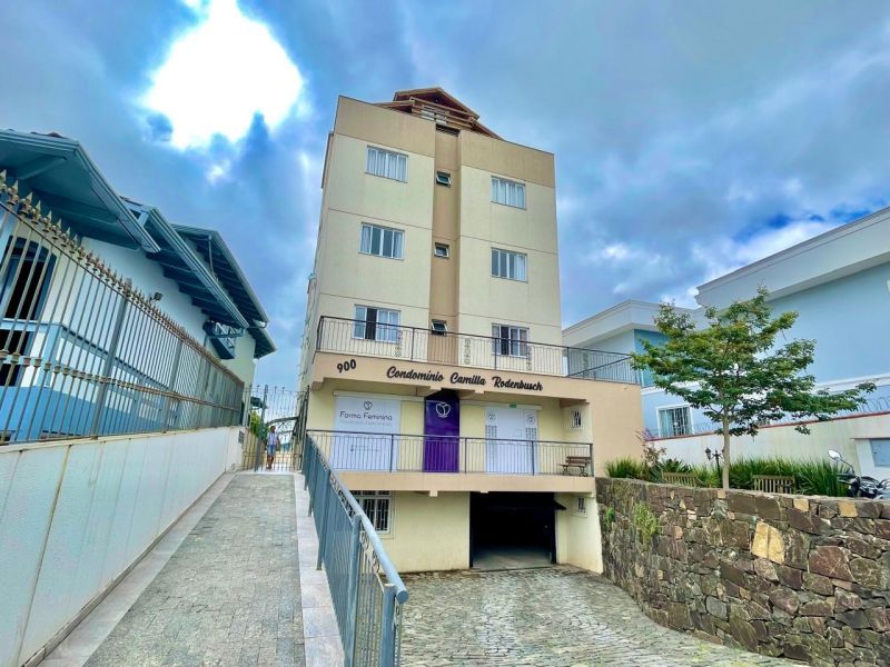 Apto 2 quartos  no bairro CORAL em