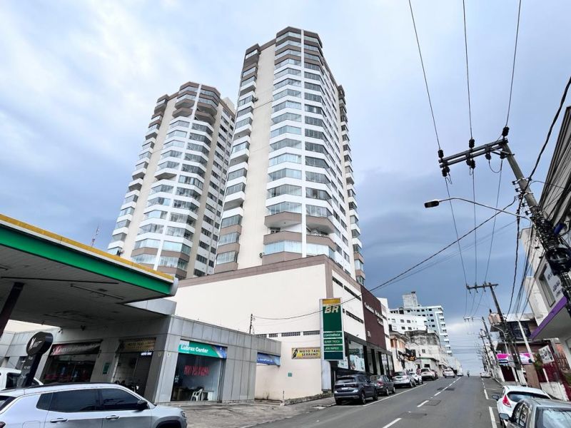 Apto 2 quartos  no bairro CENTRO em LAGES