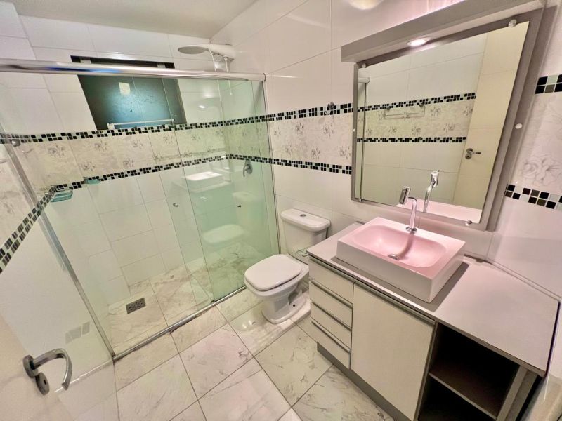 Apto 3 quartos  no bairro CENTRO em LAGES