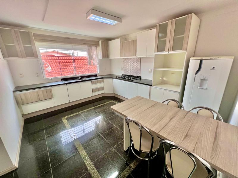 Apto 3 quartos  no bairro CENTRO em LAGES