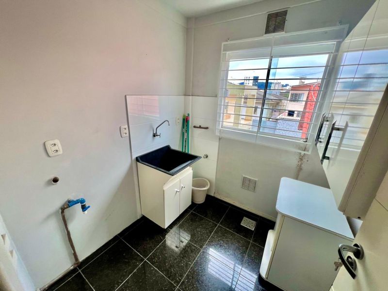 Apto 3 quartos  no bairro CENTRO em LAGES