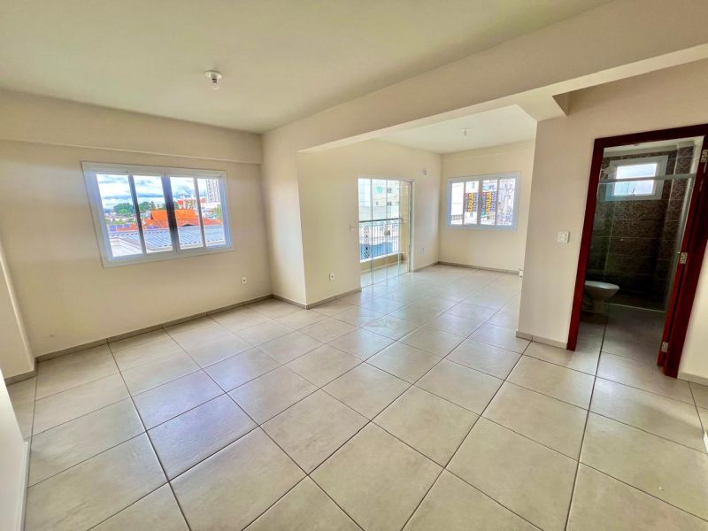 Apto 2 quartos  no bairro CORAL em LAGES