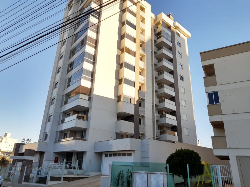 Apto 2 quartos  no bairro CENTRO em LAGES