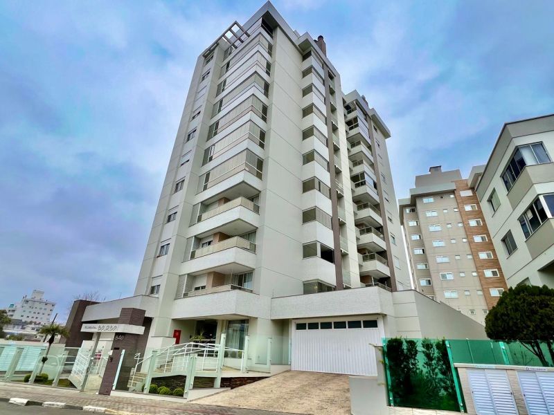 Apto 2 quartos  no bairro CENTRO em LAGES
