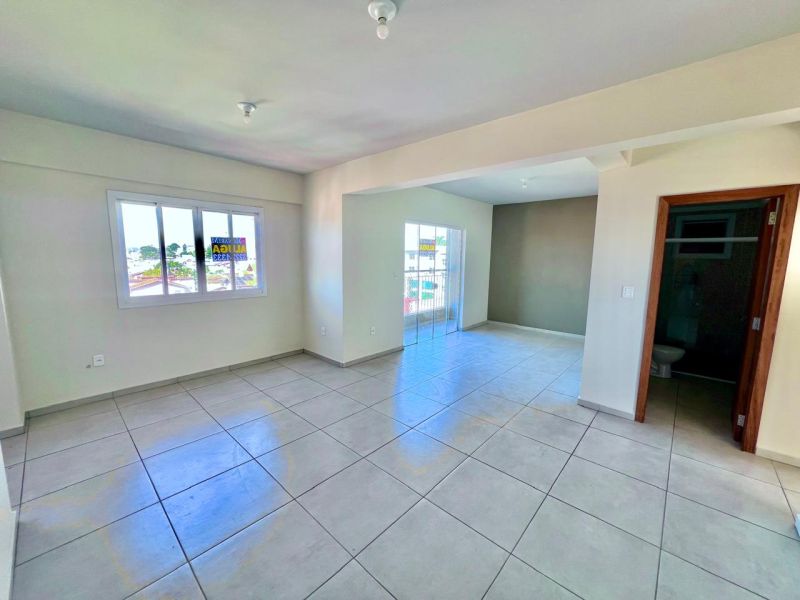 Apto 2 quartos  no bairro CORAL em LAGES