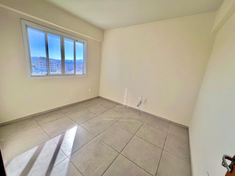 Apto 2 quartos  no bairro CORAL em LAGES