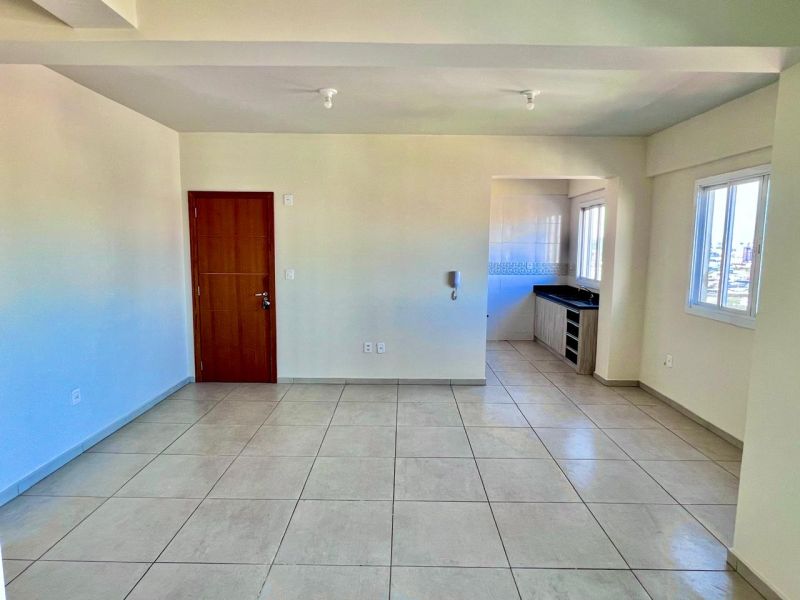 Apto 2 quartos  no bairro CORAL em LAGES
