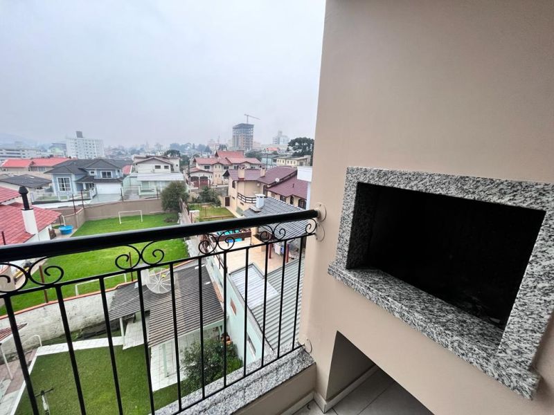 Apto 2 quartos  no bairro CORAL em LAGES
