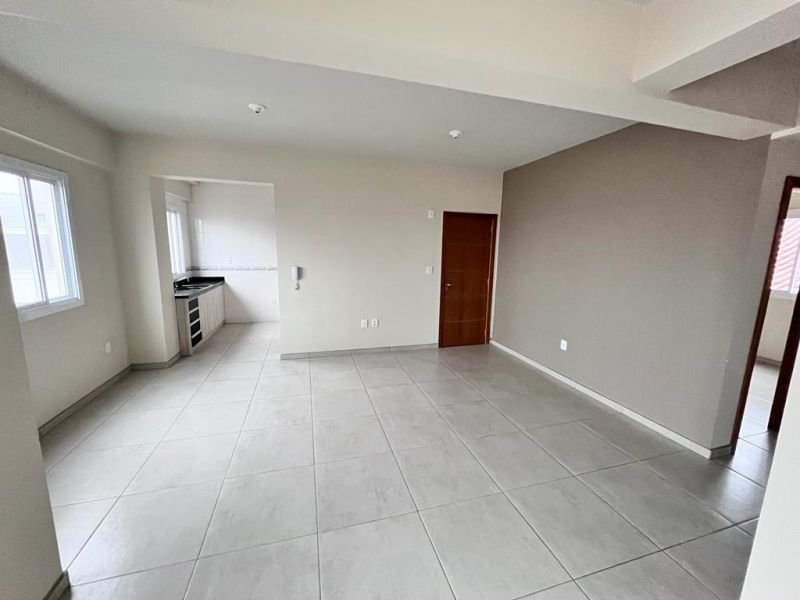 Apto 2 quartos  no bairro CORAL em LAGES