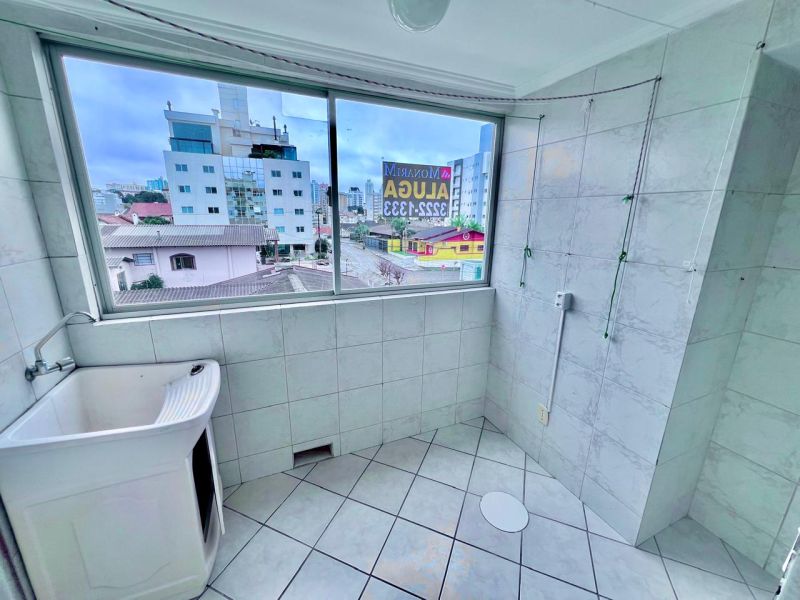 Apto 2 quartos  no bairro UNIVERSITÁRIO em LAGES