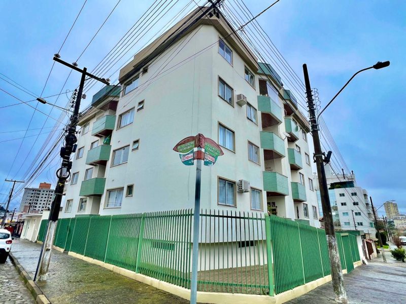 Apto 2 quartos  no bairro UNIVERSITÁRIO em LAGES