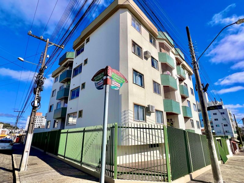 Apto 2 quartos  no bairro UNIVERSITÁRIO em LAGES