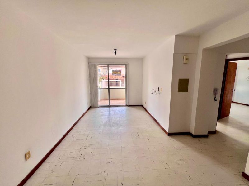 Apto 2 quartos  no bairro UNIVERSITÁRIO em LAGES