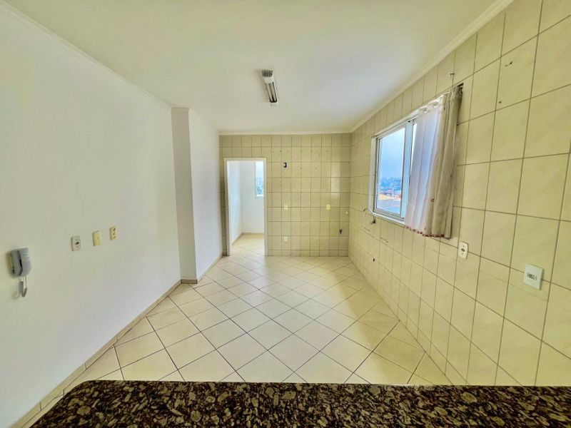 Apto 2 quartos  no bairro CORAL em LAGES