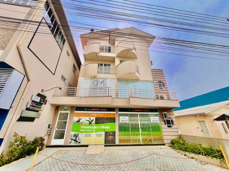 Sala no bairro SAGRADO CORAÇÃO DE JESUS em LAGES