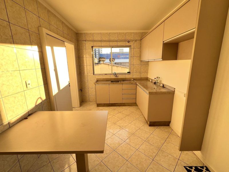 Apto 2 quartos  no bairro CORAL em LAGES