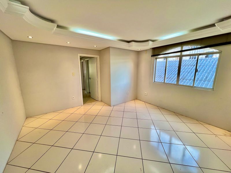 Apto 3 quartos  no bairro CENTRO em LAGES