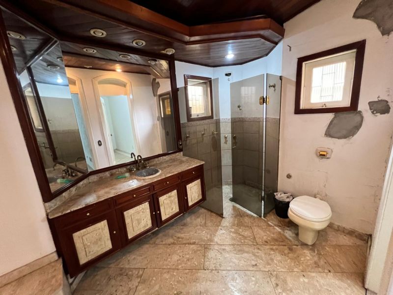 Casa 5 quartos  no bairro CENTRO em LAGES
