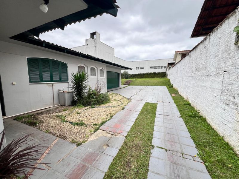 Casa 5 quartos  no bairro CENTRO em LAGES