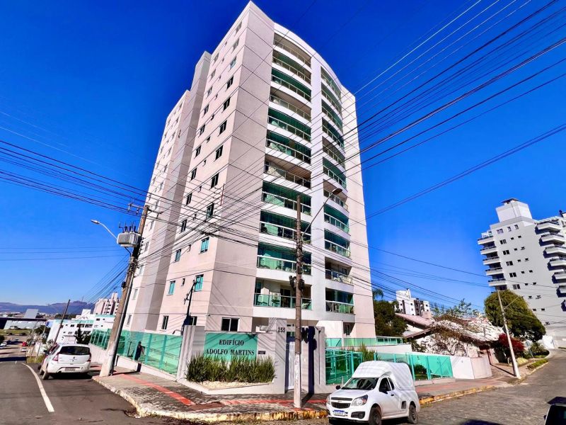 Apto 3 quartos  no bairro CENTRO em LAGES