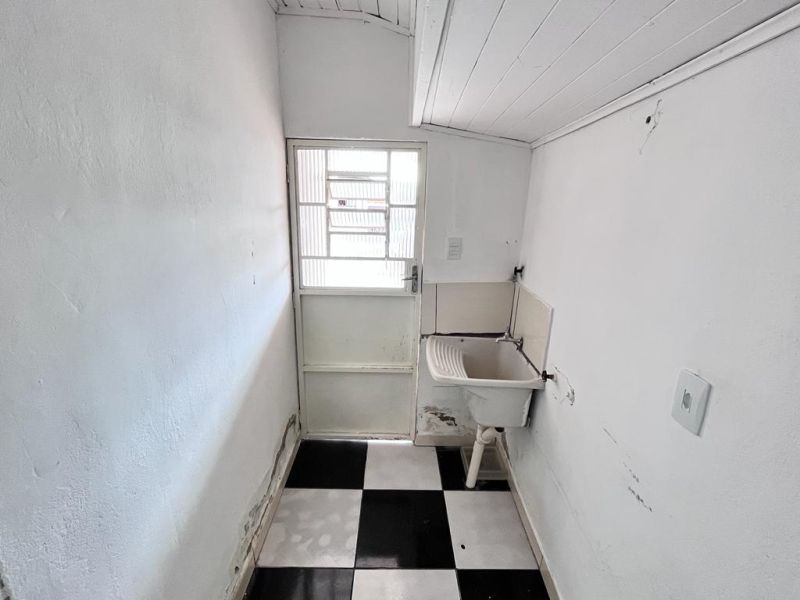 Casa 2 quartos  no bairro COPACABANA em LAGES