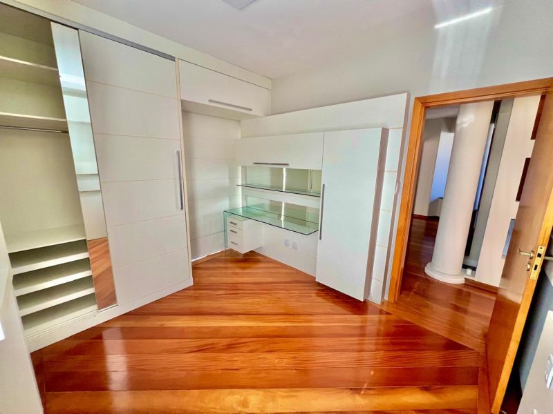 Casa 3 quartos  no bairro GUADALUPE em LAGES