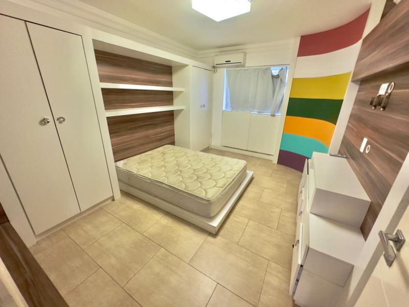 Apto 4 quartos  no bairro CENTRO em LAGES
