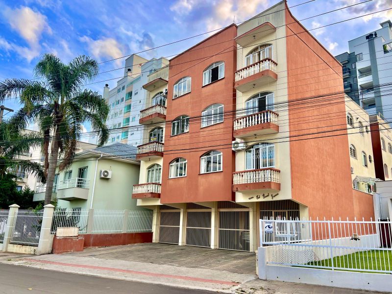 Apto 3 quartos  no bairro CENTRO em LAGES