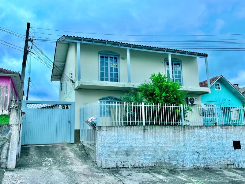 Casa 2 quartos  no bairro COPACABANA em LAGES