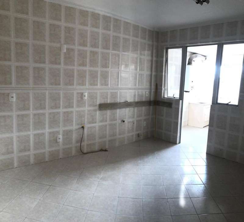 Apto 3 quartos  no bairro BRUSQUE em LAGES