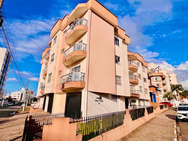 Apto 3 quartos  no bairro BRUSQUE em LAGES