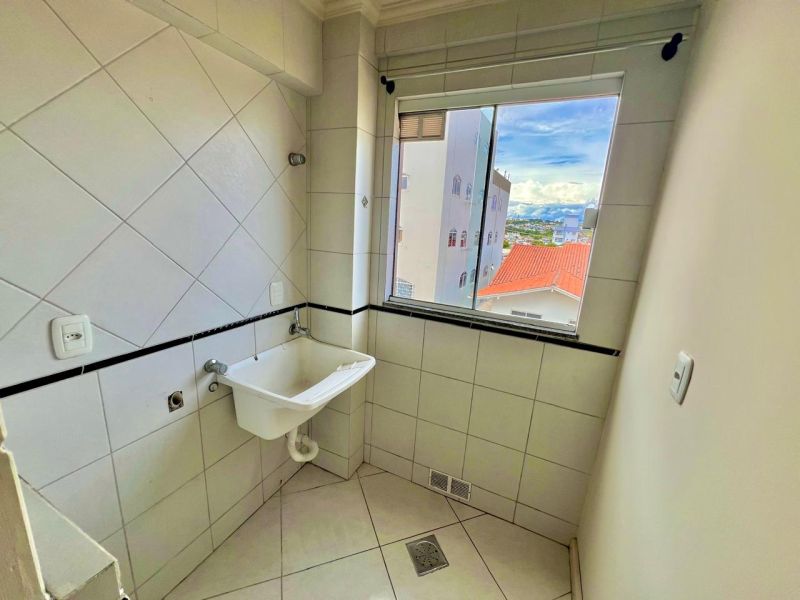 Apto no bairro SAGRADO CORAÇÃO DE JESUS em LAGES