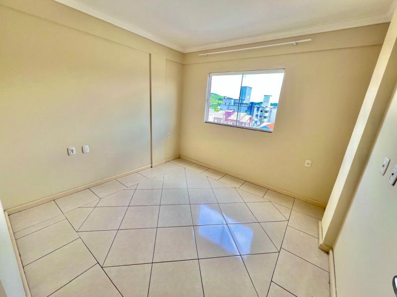 Apto no bairro SAGRADO CORAÇÃO DE JESUS em LAGES